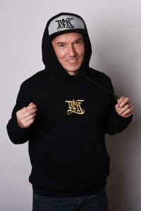 Bluza HOODIE PFK SQD czarna [haft gold]